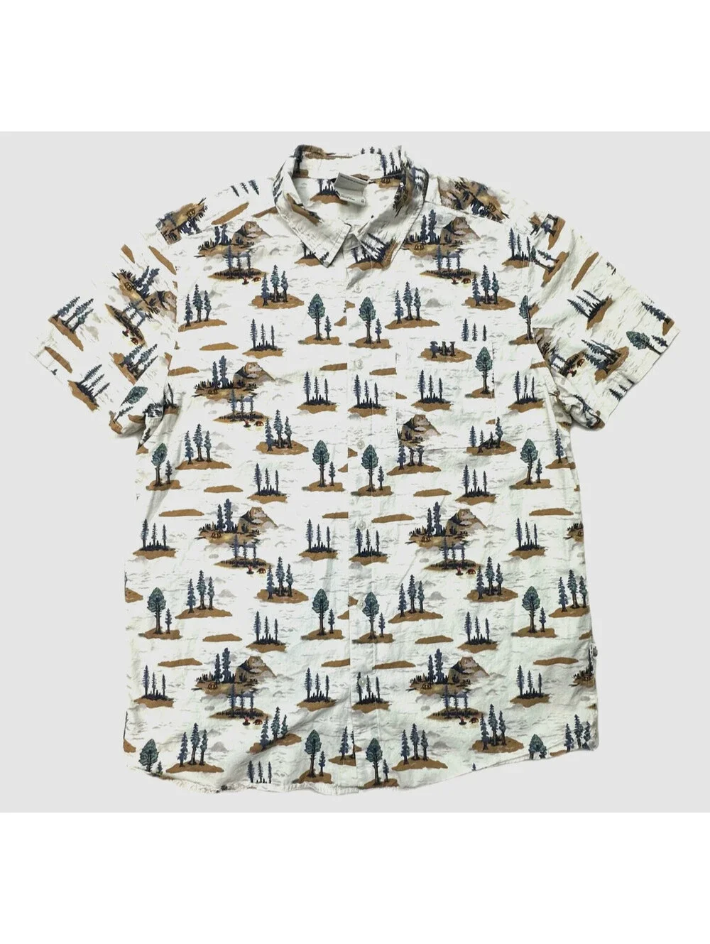 The North Face Men’s XL Short Sleeve Button Up Shirt Scenic Tree Print Outdoor